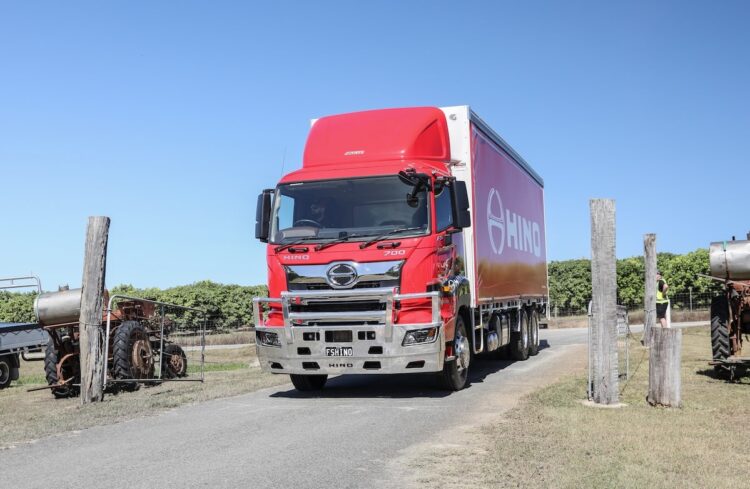 The Hybrid Option from Hino