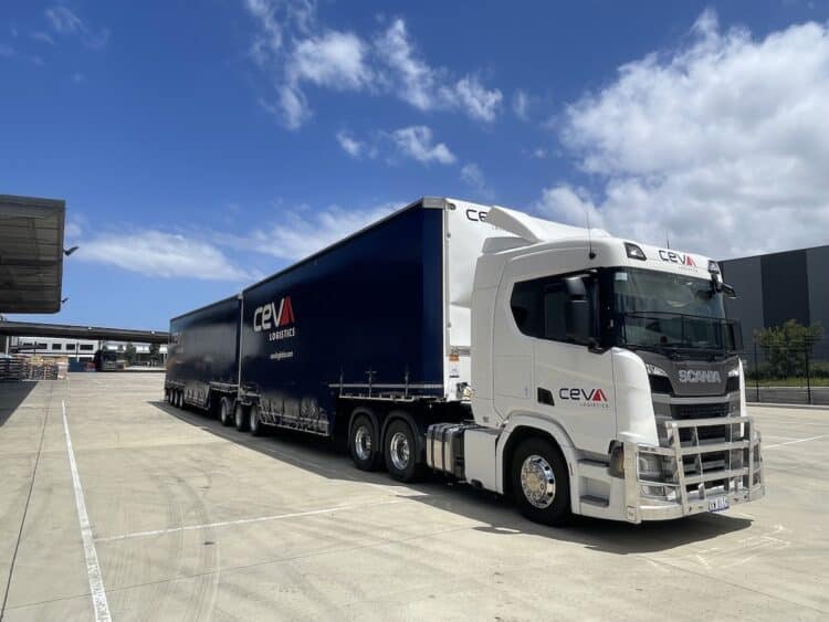 Scania R 580 prime mover.