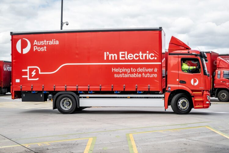 Australia Post's new Mercedes-Benz Actros e-truck. Image: Australia Post.