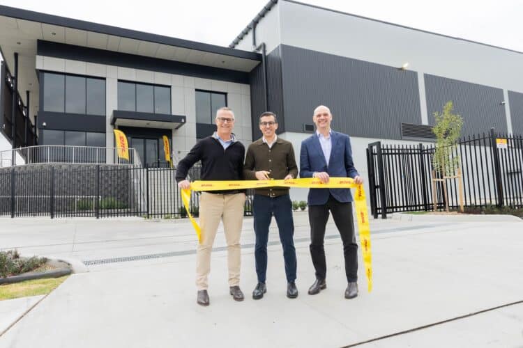 Opening the new DHL Supply Chain centre are (L-R) Steve Thompsett, CEO DHL Supply Chain Australia
Javier Bilbao, CEO DHL Supply Chain Asia Pacific
Mark Taylor, VP Technology, Spare Parts & Service Logistics, DHL Supply Chain Australia. Image: DHL Supply Chain.