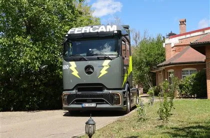 FERCAM's new Mercedes-Benz Actros 600 electric truck. Image: FERCAM.