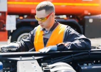 Technical careers in the transport industry are in demand, but not enough takers. Image: Parilov/stock.adobe.com.