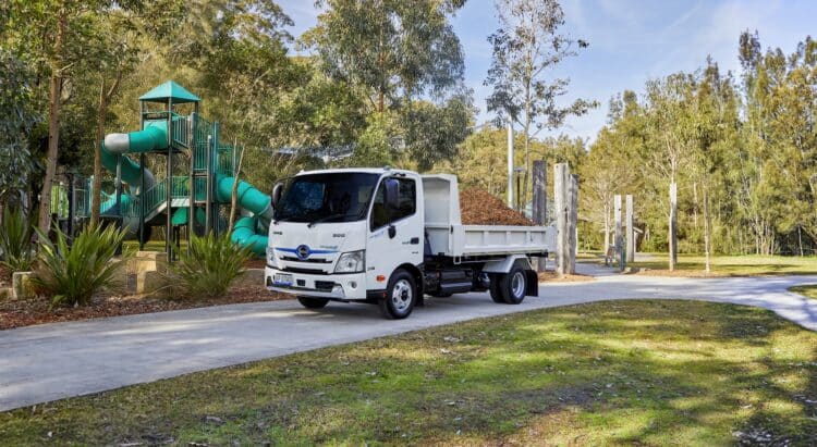 The Hino Hybrid electric tipper in action. Image: Hino Australia.